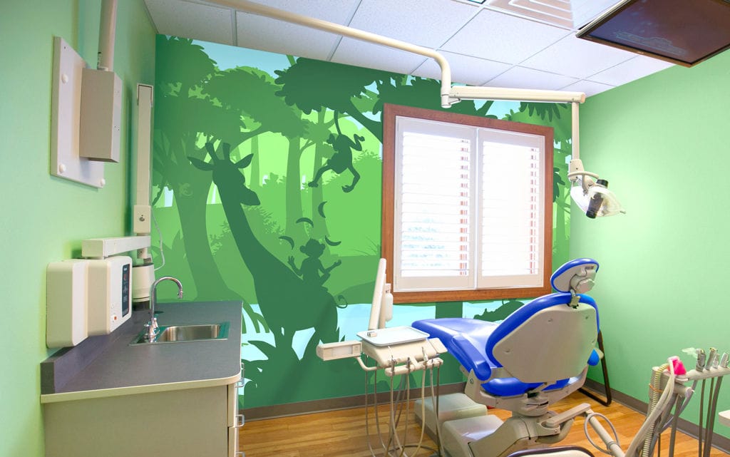 jungle mural treatment room lg